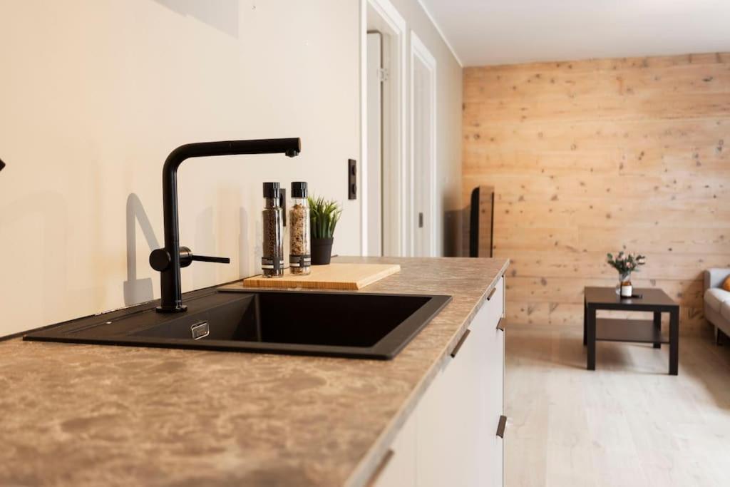New! Modern Apartment In Historic Area Of Bergen! Exterior foto